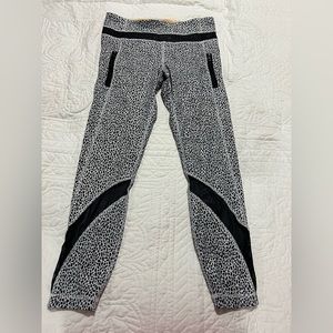 Size 6 lululemon running tights.